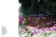 Load image into Gallery viewer, Vogue on Location